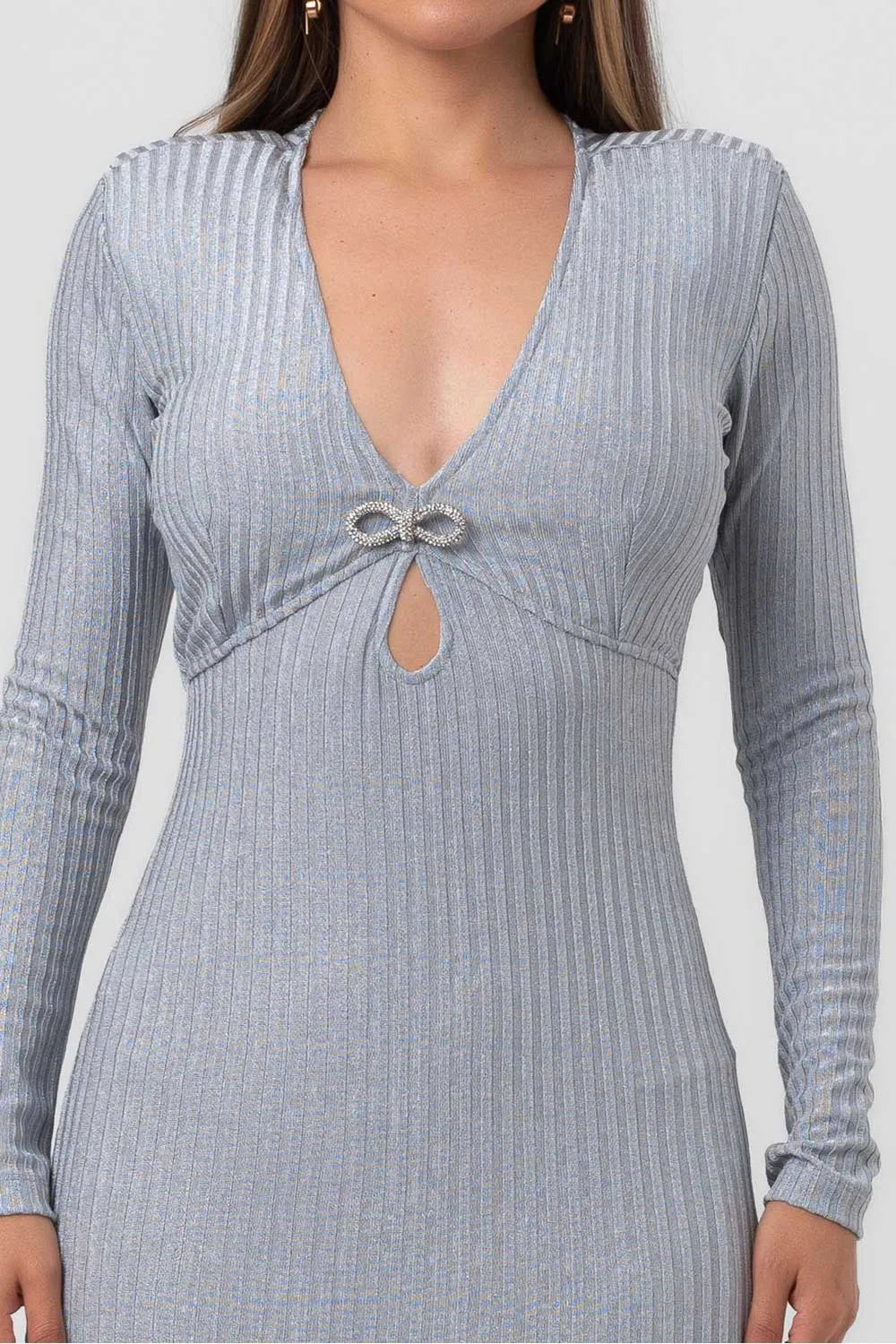 VESTIDO CANELADO CURTO DECOTE V LAÇO PRATA LABRAVA
