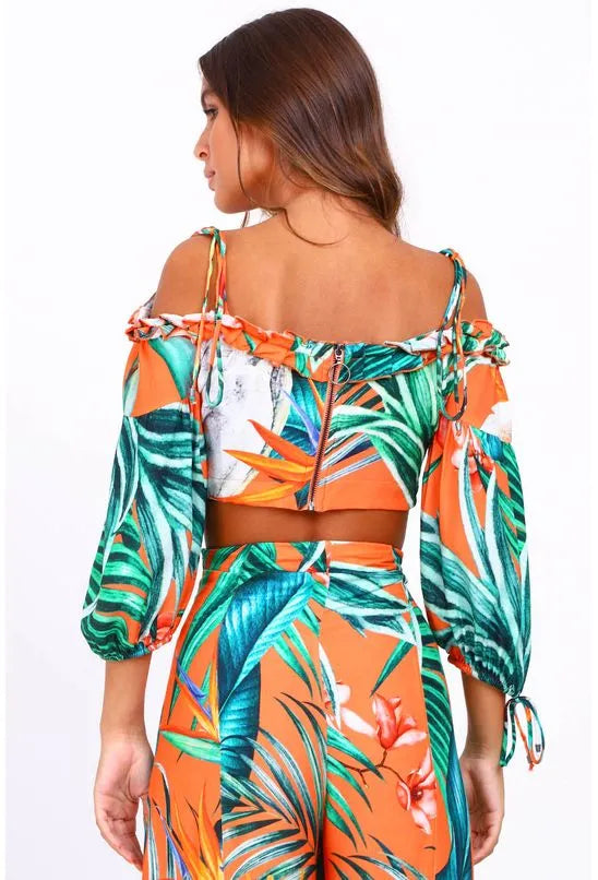 CROPPED CALOPSITA ALL IS LOVE