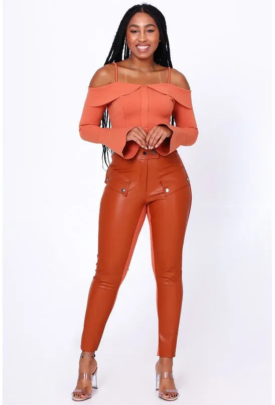 CROPPED MANGA LONGA ALL IS LOVE - LARANJA