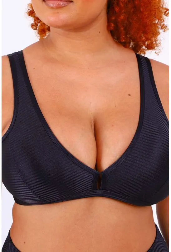 TOP MALHA LISA COM COSTAS VAZADA MERCATTO