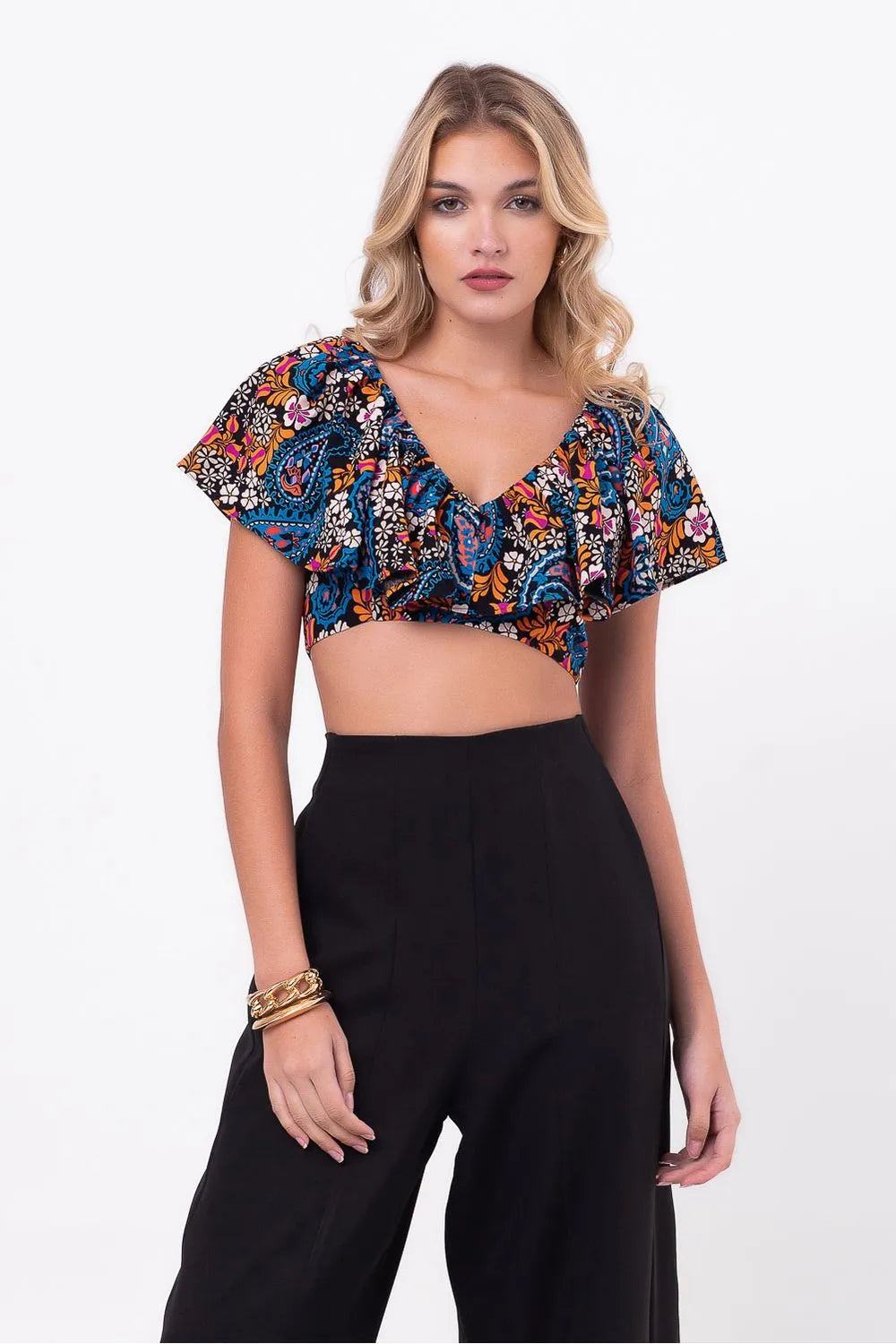 BLUSA CROPPED CONTRASTE PAISLEY PEQUIÁ