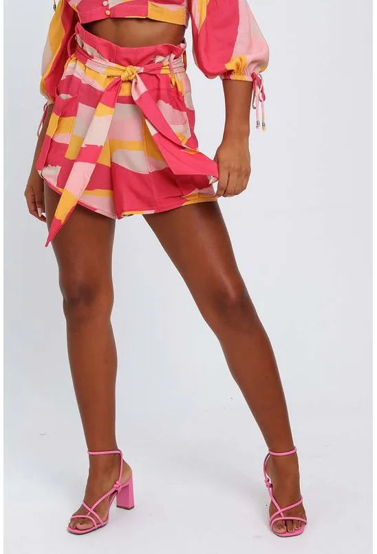 SHORTS NERVURAS LISTRAS CHIQUE ALL IS LOVE