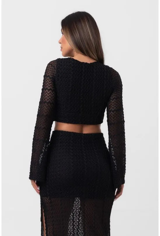 TOP RENDA DECOTE V PRETO LABRAVA