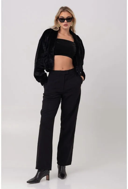 TOP COURO TECNO CURTO PRETO LABRAVA