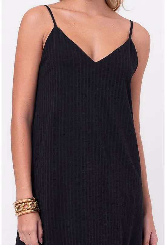VESTIDO CREPE LONGO MARIAS PRETO PEQUIÁ