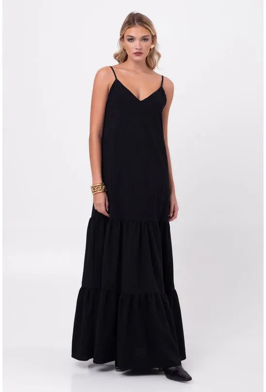 VESTIDO CREPE LONGO MARIAS PRETO PEQUIÁ