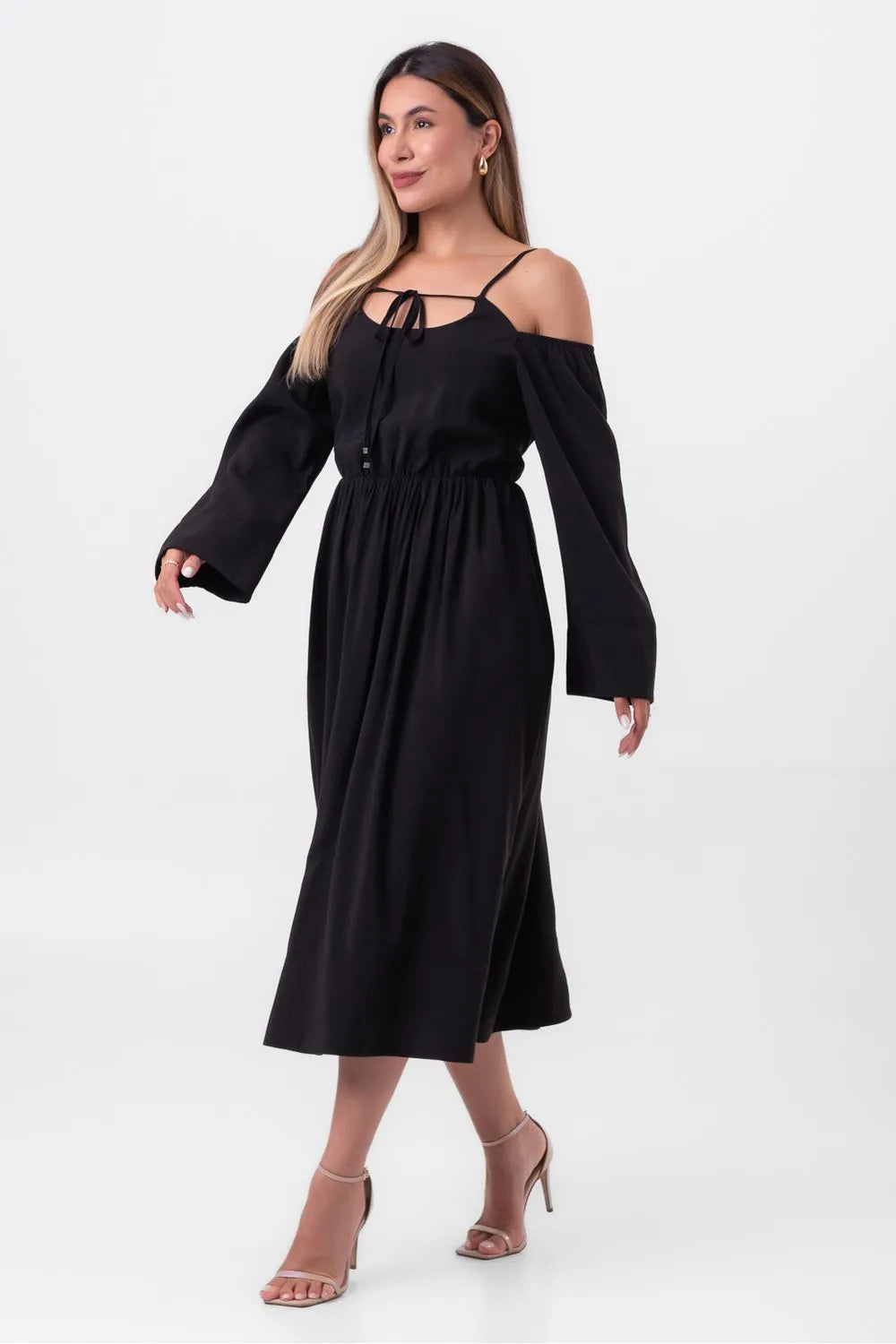 VESTIDO VISCOSE MIDI AMARRAÇÃO DECOTE PRETO LABRAVA