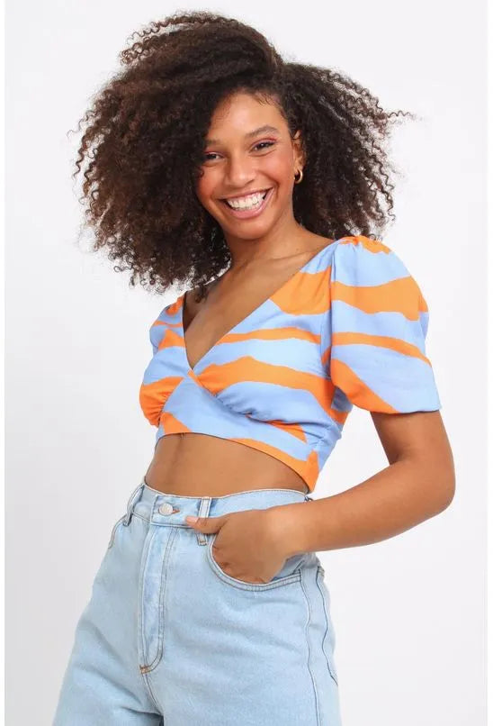 BLUSA CROPPED TERREMOTO DE COR PEQUIÁ