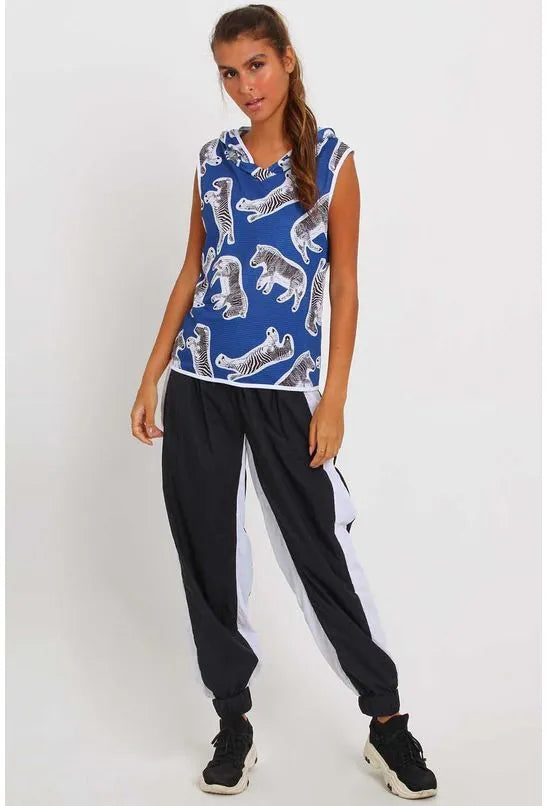 BLUSA MALHA ESTAMPADA COM CAPUZ MERCATTO