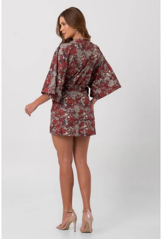 VESTIDO TRICOLINE CURTO TRANSPASSE CEREJEIRA DE OUTONO PEQUIÁ