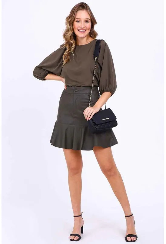 BLUSA DESCOLADA MANGA MÉDIA LANÇA PERFUME
