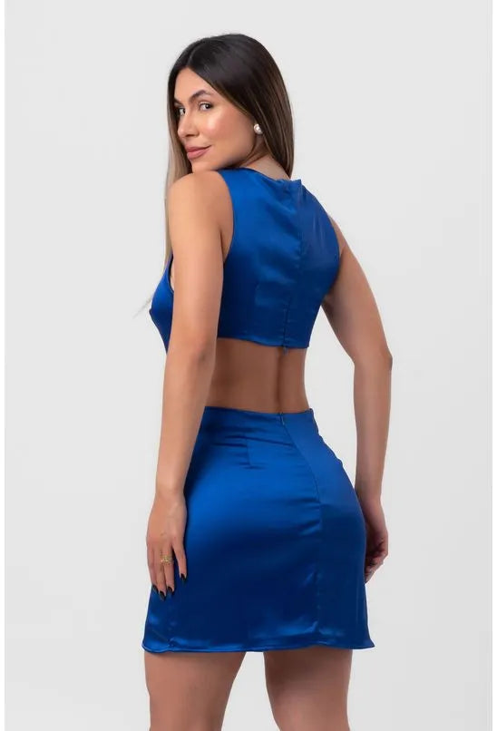 VESTIDO ACETINADO CURTO RECORTES TRIANGULARES AZUL LABRAVA