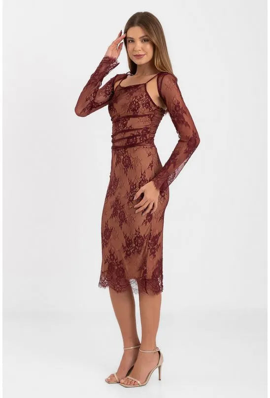 Vestido midi renda vinho Babado