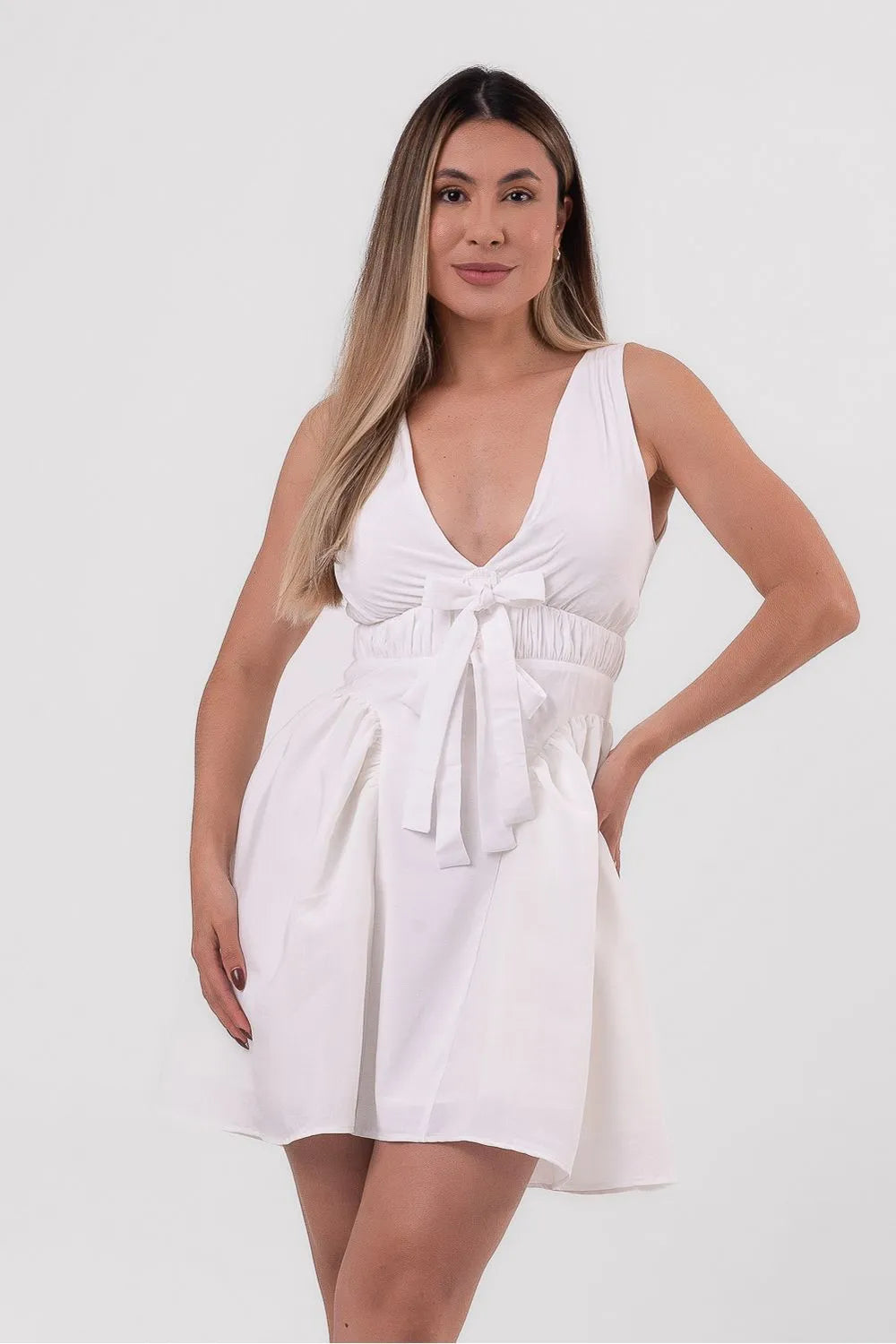 VESTIDO VISCOSE CURTO COM LAÇOS OFF WHITE LABRAVA