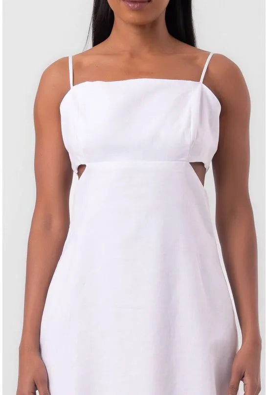 VESTIDO CURTO RECORTES LATERAIS BRANCO LABRAVA