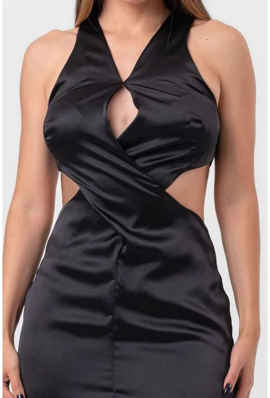 VESTIDO ACETINADO CURTO RECORTES TRIANGULARES PRETO LABRAVA