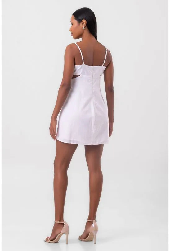 VESTIDO CURTO RECORTES LATERAIS BRANCO LABRAVA