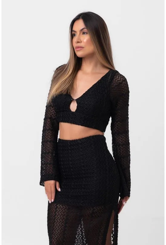 TOP RENDA DECOTE V PRETO LABRAVA
