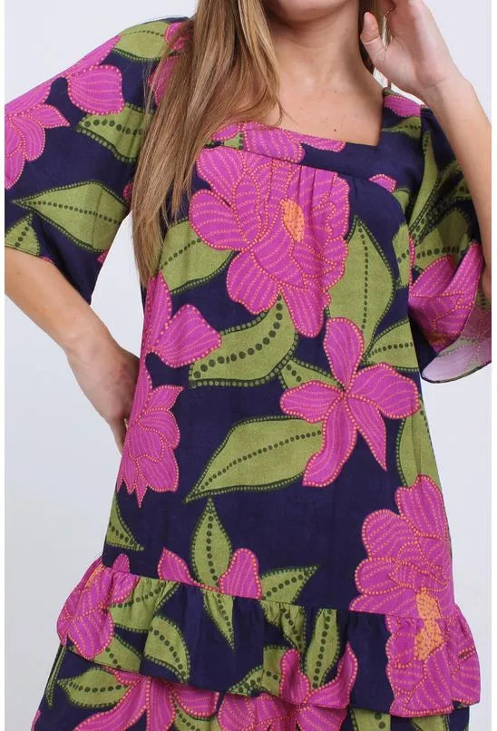 VESTIDO CURTO MAXI FLORA PEQUIÁ