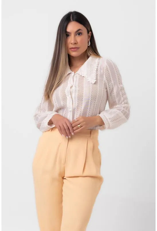 CAMISA MANGA LONGA DETALHE GOLA PEROLADA BEGE