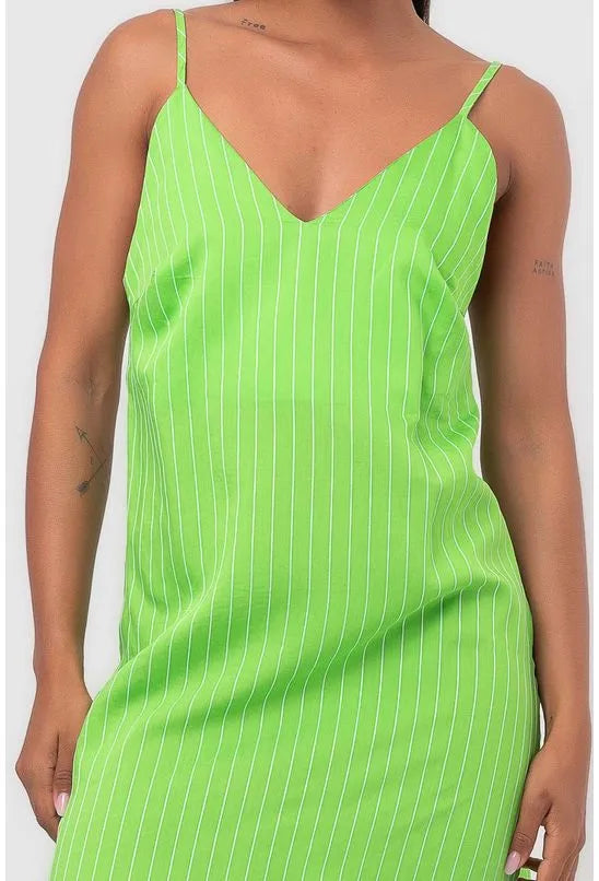VESTIDO MIDI LISTRADO VERDE PEQUIÁ
