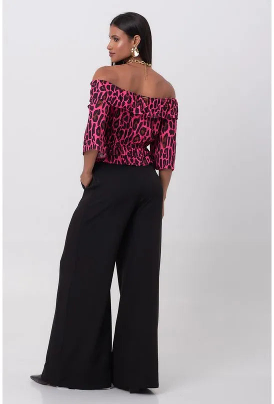 BLUSA OMBRO A OMBRO COM BABADO LANÇA PERFUME