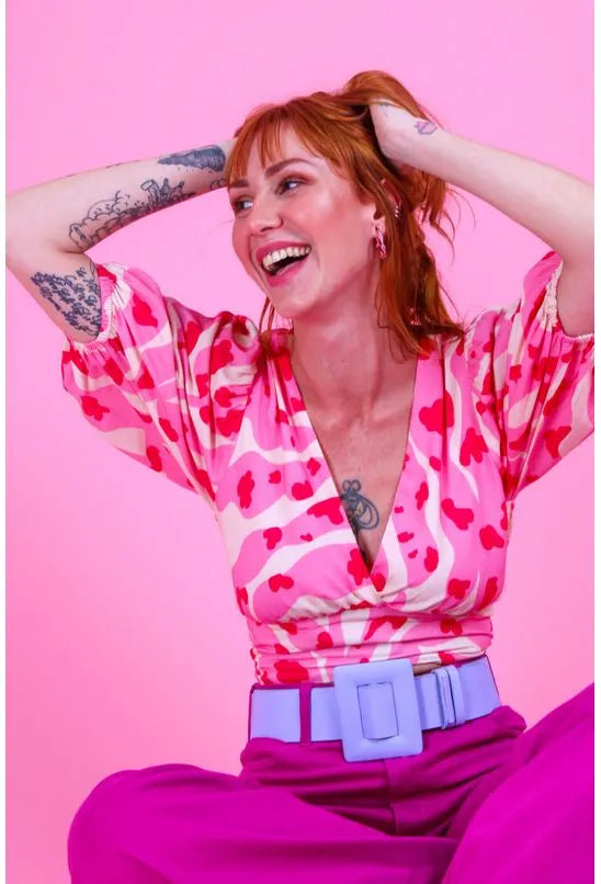 BLUSA CROPPED ALGAS ALL IS LOVE